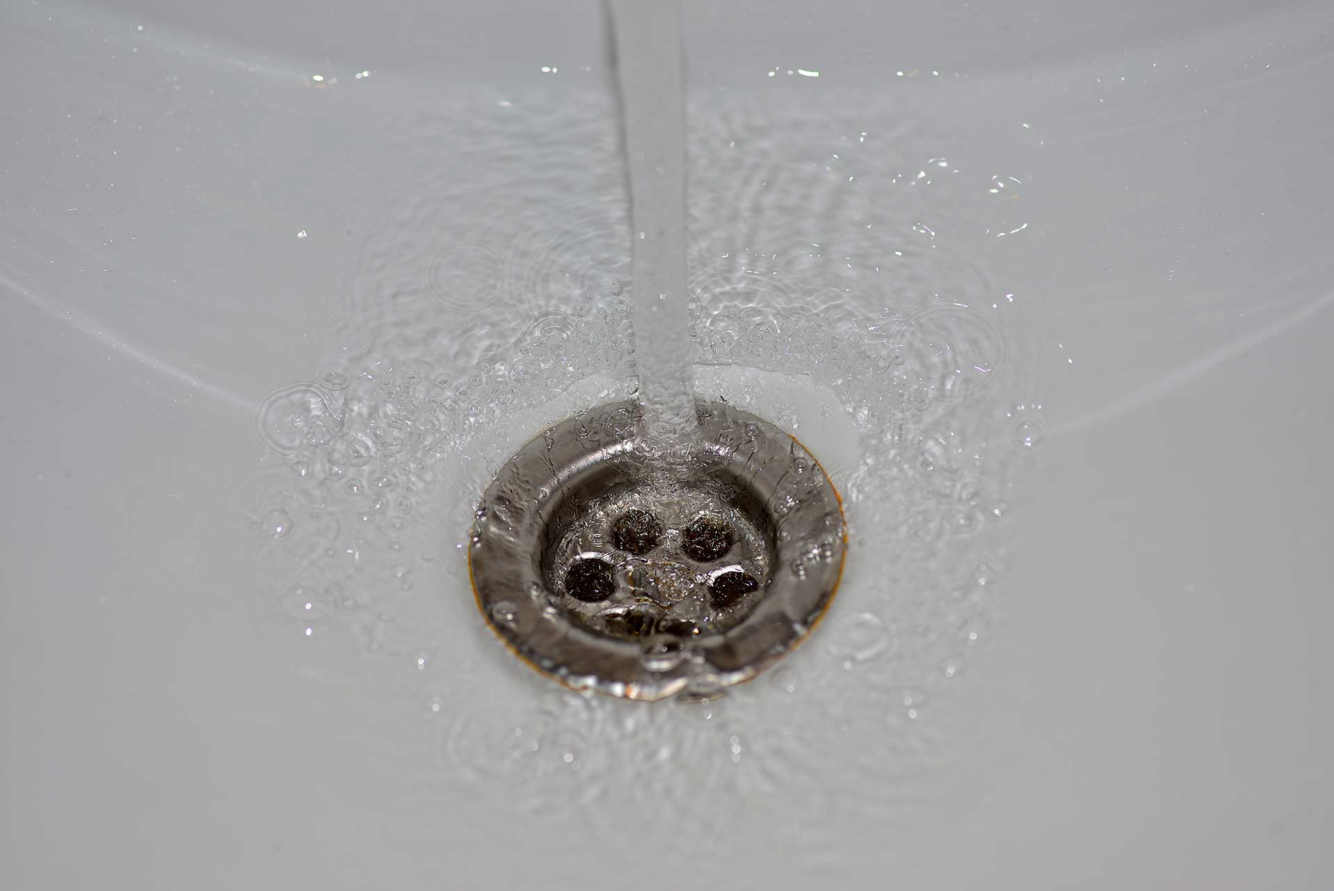 A2B Drains provides services to unblock blocked sinks and drains for properties in Merton.